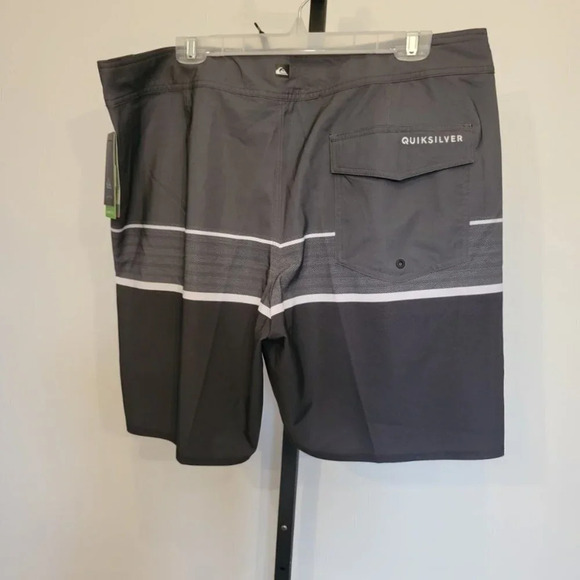 Quicksilver High Line Shorts - Picture 5 of 6